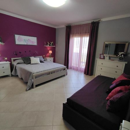 Bed and Breakfast Il Giardino Delle Zagare Фонди Экстерьер фото