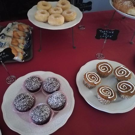 Bed and Breakfast Il Giardino Delle Zagare Фонди Экстерьер фото