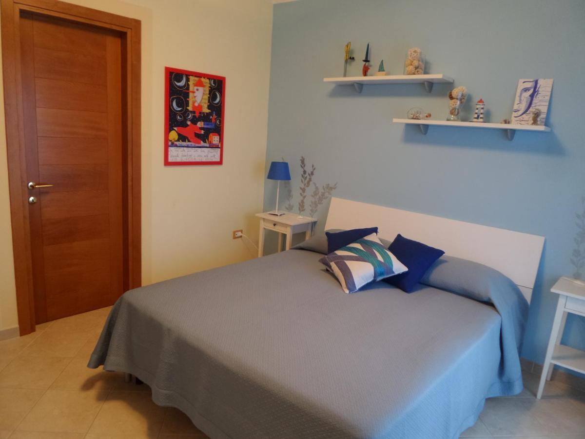 Bed and Breakfast Il Giardino Delle Zagare Фонди Экстерьер фото
